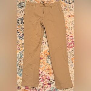 Dockers Men's Khaki Chinos